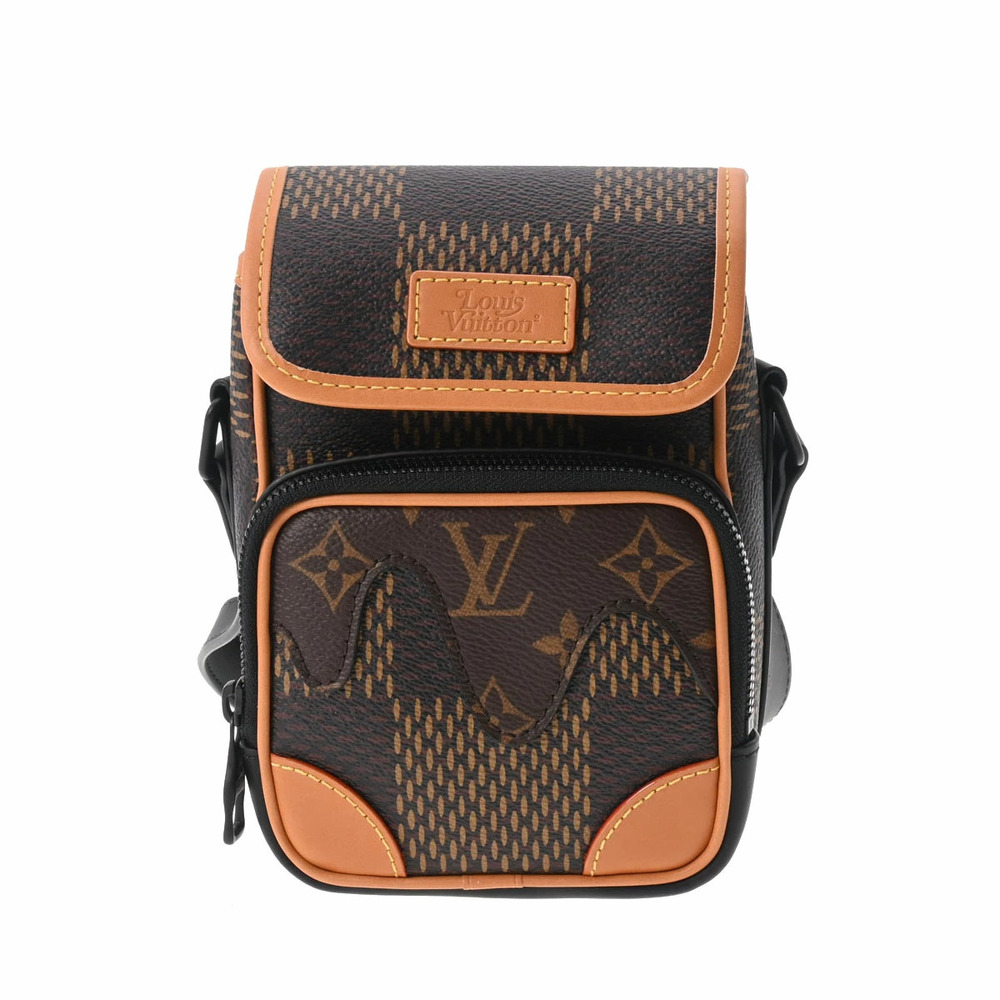 LOUIS VUITTON NIGO Collaboration Amazon Sling Bag Brown Damier Giant Body Belt